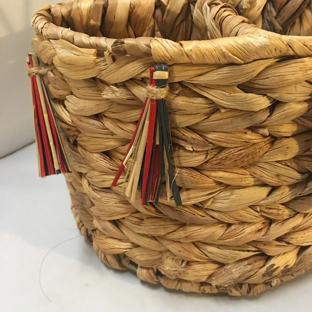Woven Seagrass Utensil Caddy Tan Tassel 4-Compartment Basket Serving Party
